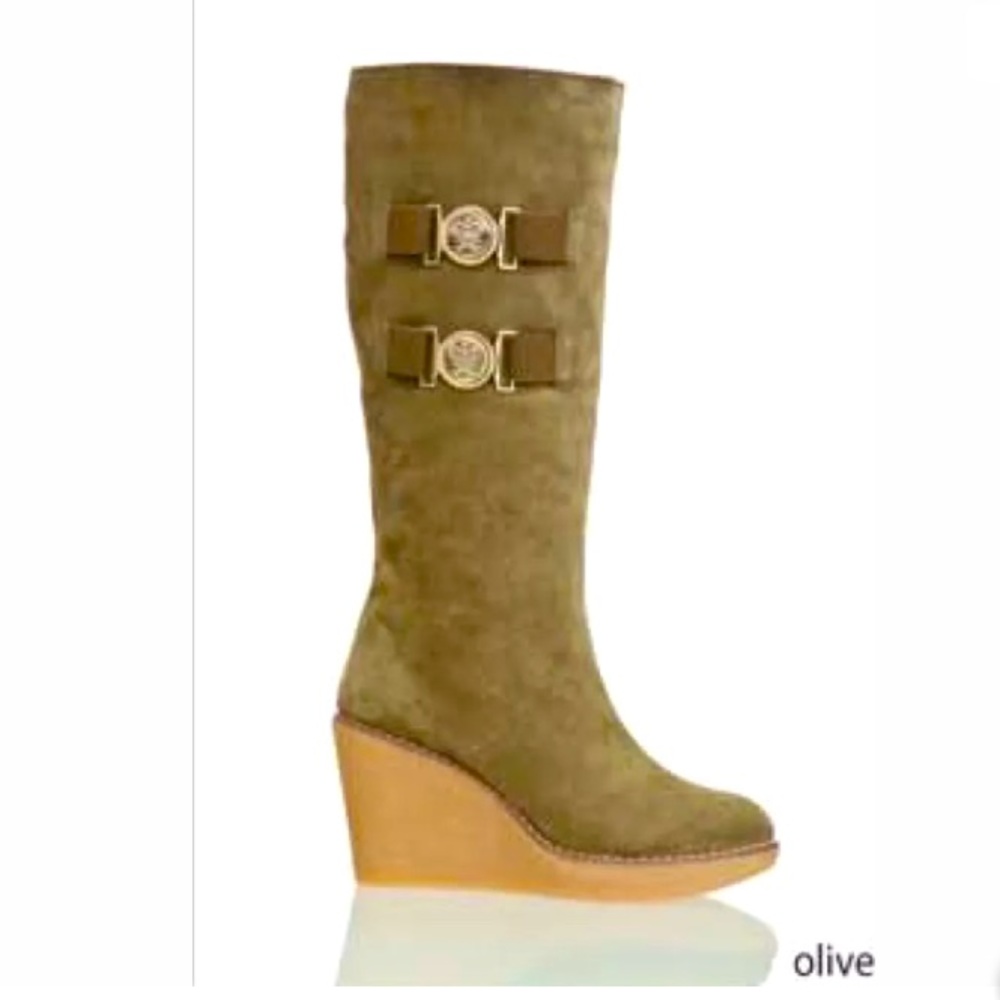 NWT Australia Luxe  Asha Real Sheepskin Boot sz 6